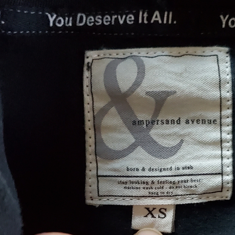 Ampersand Womens Hoodie With Pockets Size XS EUC - Picture 3 of 7
